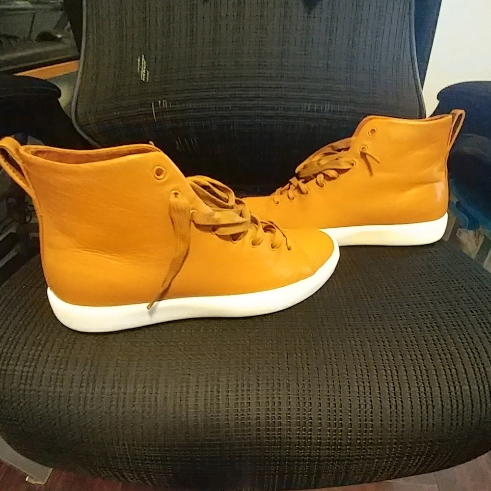 Converse Brown Leather high tops